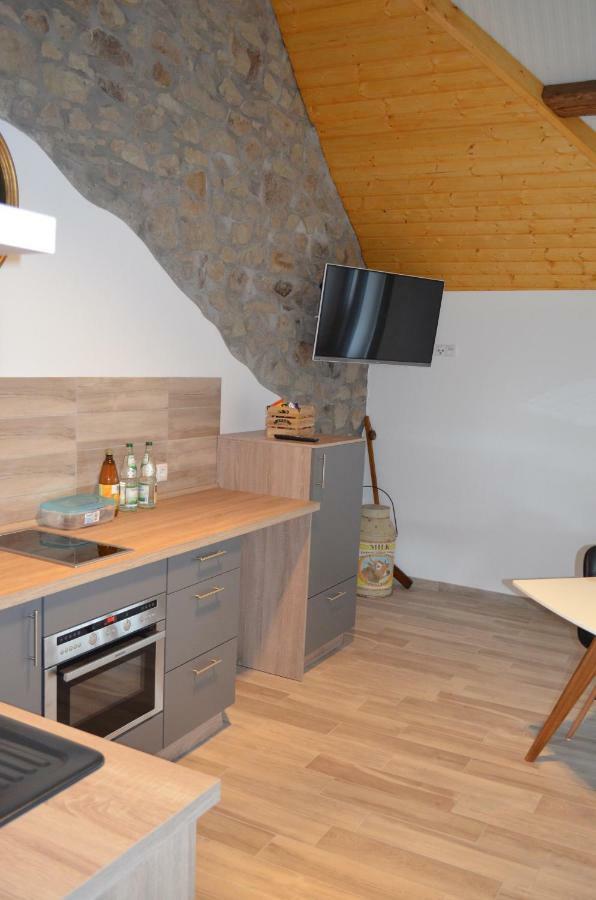 Beim Hooch "Christ" Apartment Brucktal Luaran gambar